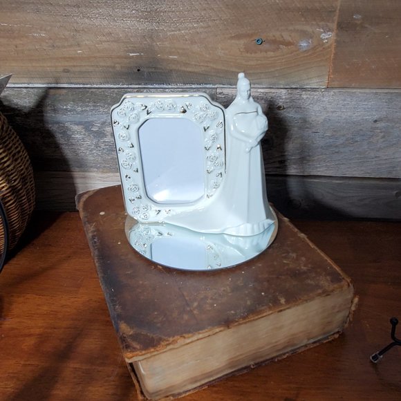 MIKASA Wedding Bells, Ivory White Porcelain Picture Frame Gold Trim - Picture 7 of 7